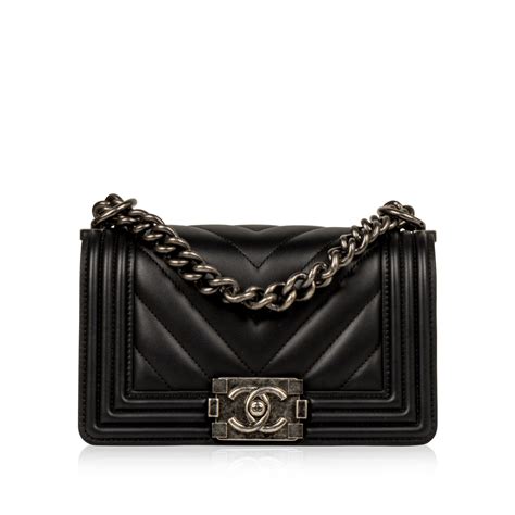 chanel handbags uk stockists.